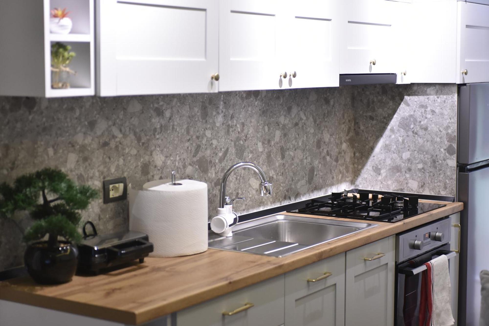 Apartment Agron's *